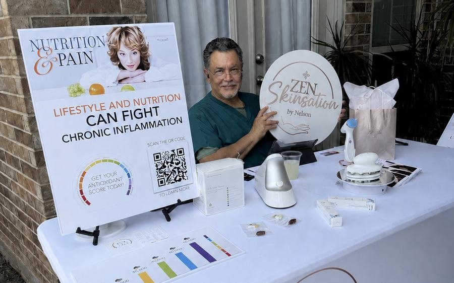 Lifestyle and nutrition consultation with antioxidant scanner at Zenskinsation
