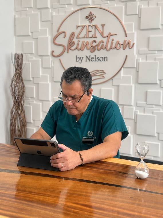 Nelson López, PA-C at Zenskinsation